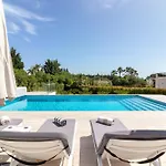 Vivenda Oliveiras Villa